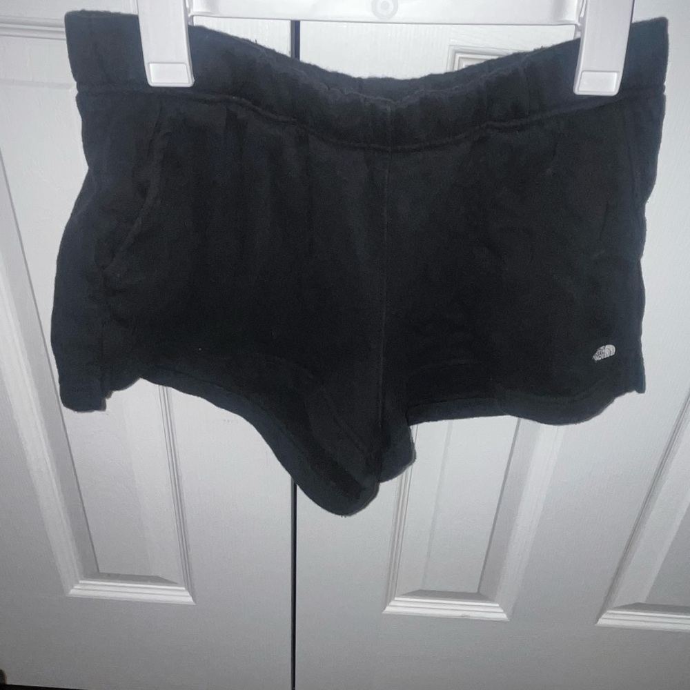 North Face Size L Women’s Half Dome Fleece Shorts in Black 🖤